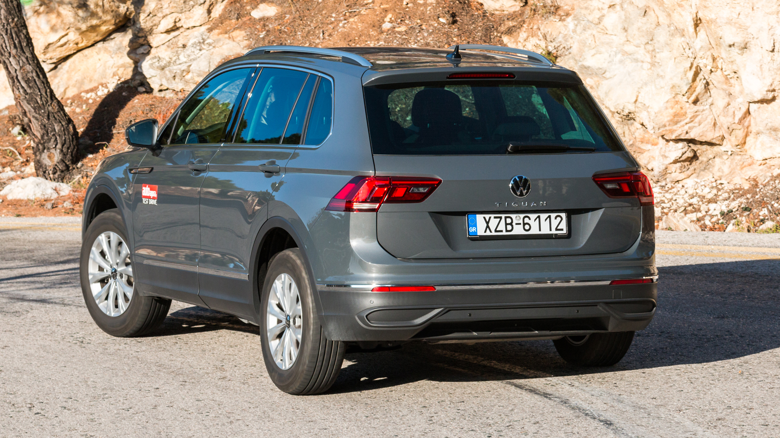 VW Tiguan: Πως πάει, αλλά και πως τα πάει με τον ανταγωνισμό; 